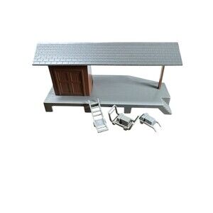 Plasticville O-O27 - #1707 Loading Platform Complete No Box